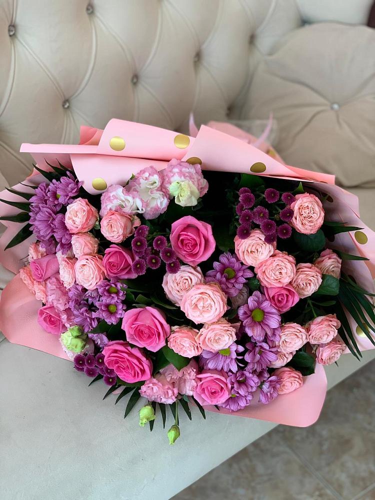 Букет цветов из: Хризантемы, Розы и Лизиантусы в Кабаново