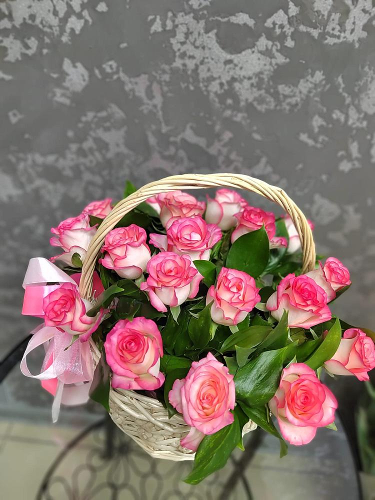 Цветочная композиция из Розы в корзине в Кабаново