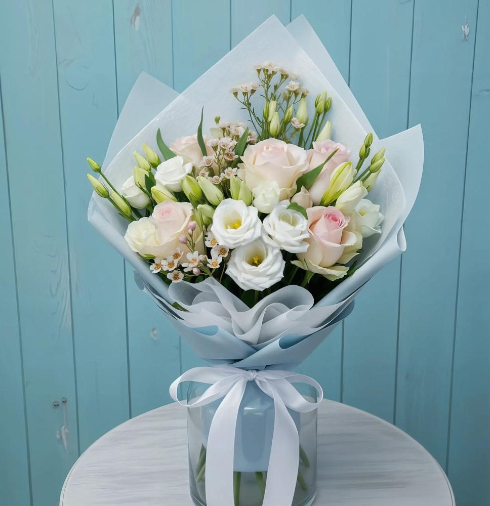 Букет цветов из: Розы и Лизиантусы в Кабаново