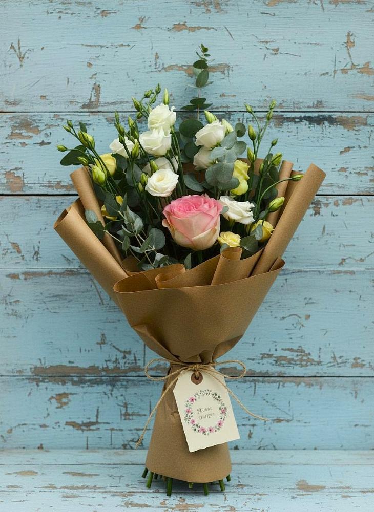 Букет цветов из: Розы и Лизиантусы в Кабаново