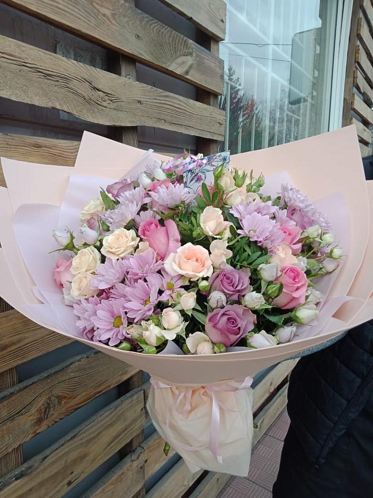 Букет цветов из: Розы и Хризантемы в Кабаново