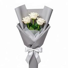 Букет 3 белые розы в Кабаново
