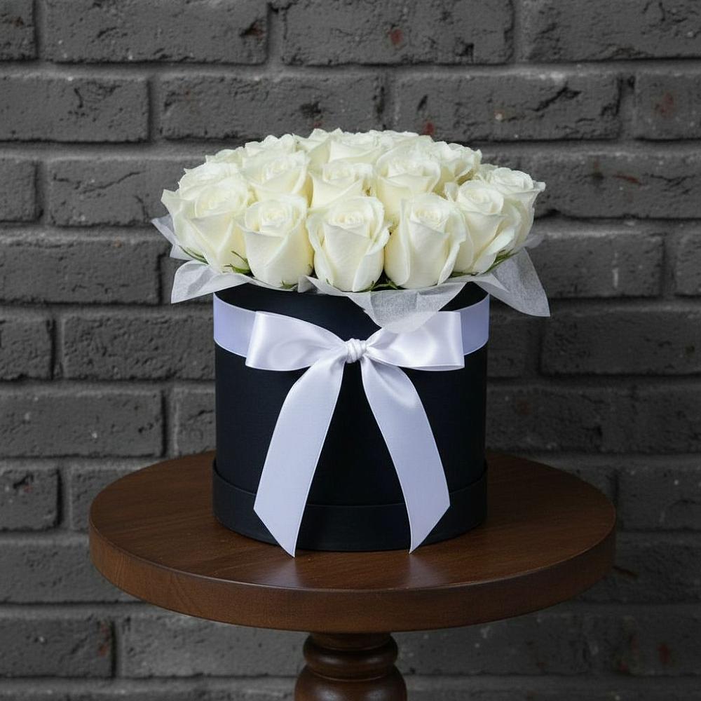 Цветочная композиция из Розы в шляпной коробке в Кабаново