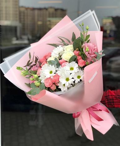 Букет цветов из: Розы, Лизиантусы и Хризантемы в Кабаново