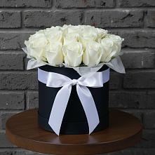 Цветочная композиция из Розы в шляпной коробке в Кабаново